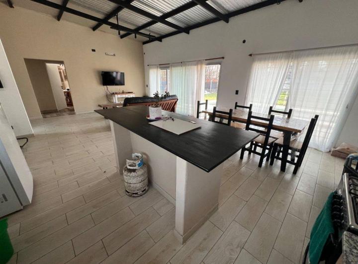Casa · 90m² · 3 Ambientes · 1 Cochera