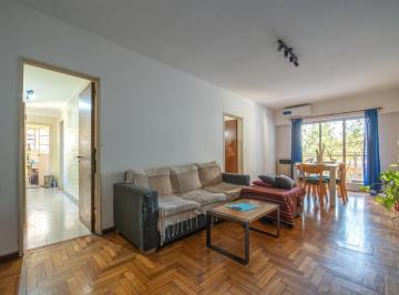 Departamento · 80m² · 4 Ambientes · 1 Cochera · Venta Departamento 4 Ambientes Luminoso Al Frente Balcón Aterrazada Cochera Baulera Floresta