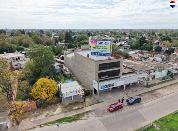 Local comercial · 500m²