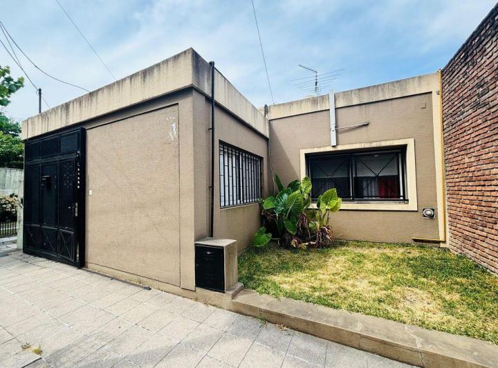 Casa · 80m² · 3 Ambientes · 1 Cochera