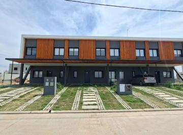 Casa de 5 ambientes, Córdoba · Dúplex en Alquiler! a Estrenar - Campos de Manantiales - 3 Dorm.3 Baños (1 en Suite) - 2 Cocheras - Seguridad