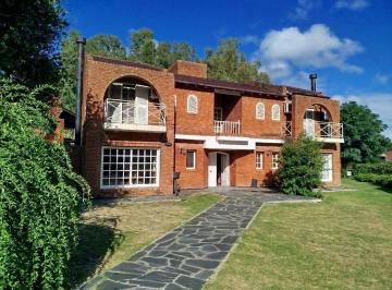 Casa · 300m² · 8 Ambientes · 4 Cocheras · Venta Country Club El Paraiso, Pte Peron, Guernica
