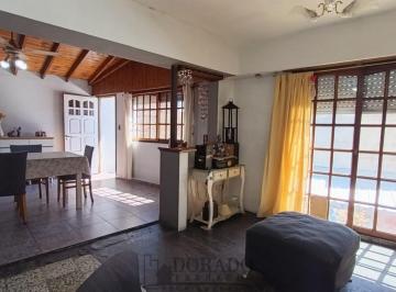 Departamento · 300m² · 10 Ambientes · 3 Cocheras · Importante Propiedad Galpon + 3 Casas