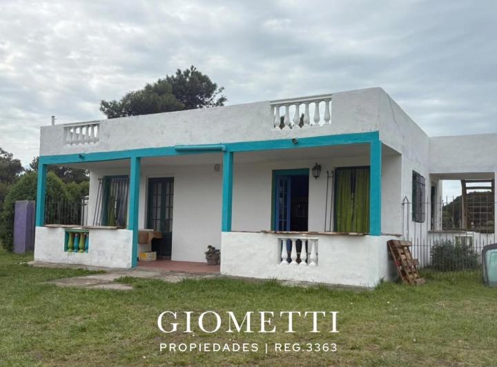 Casa · 834m² · 1 Ambiente