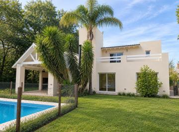 Casa de 6 ambientes, Córdoba · La Reserva - a L Q U I L E R - Pileta!