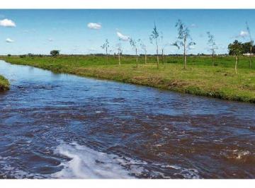 Terreno , La Plata · Venta Terreno / Lote a La Laguna en Campos de La Enriqueta