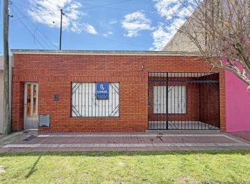Casa · 2 Dormitorios · Casa en Alquiler