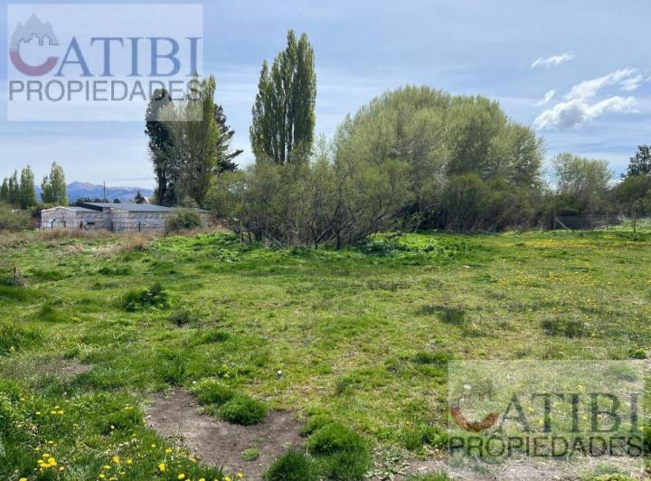 Terreno · 834m²