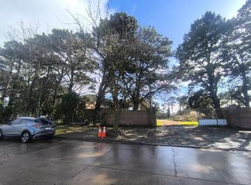 Bodega-Galpón · 1821m² · 1 Ambiente · Alquiler | Parque Industrial (Una o Dos Parcelas)
