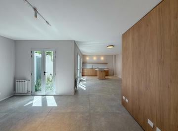 Casa · 121m² · 5 Ambientes · Casa de Pasillo a Estrenar de 3 Dorm. con Jardín y Terraza en Zona Río