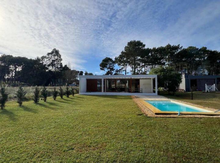 Casa · 167m² · 5 Ambientes · 1 Cochera