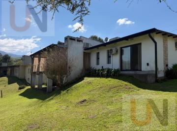 Casa · 1248m² · 6 Ambientes · 1 Cochera · Casa El Balcon Raco