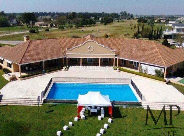 Terreno · 1800m²