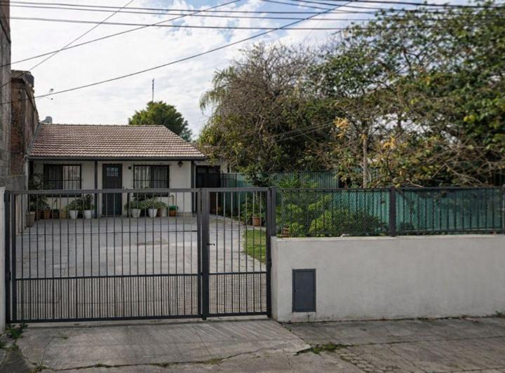 Casa · 75m² · 4 Ambientes · 1 Cochera