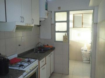 Departamento de 2 ambientes, Villa Real · Departamento de 2 1/2 Ambientes a m de Plaza y Av Beiro.