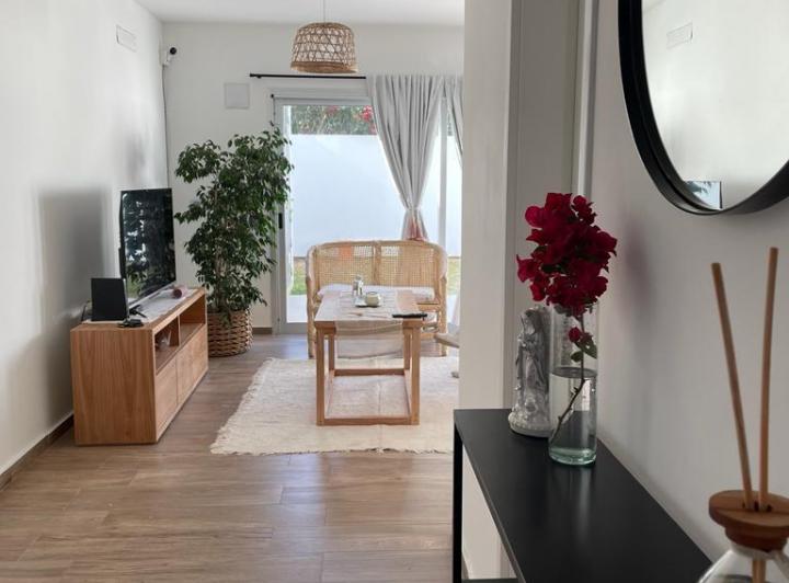 Casa · 180m² · 6 Ambientes · 2 Cocheras