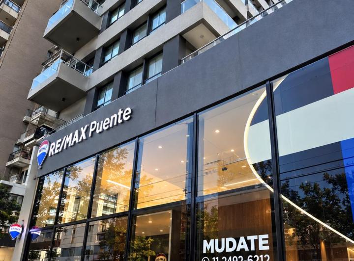 Local comercial · 395m²