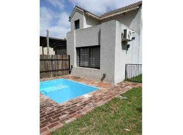 Casa · 133m² · 1 Ambiente · 2 Cocheras · Casa en Venta en Pergamino en Barrio Cerrado