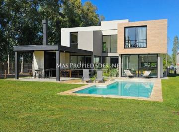 Casa de 5 ambientes, Ezeiza · Alquiler Casa en Terralagos 3 Dorm. Canning