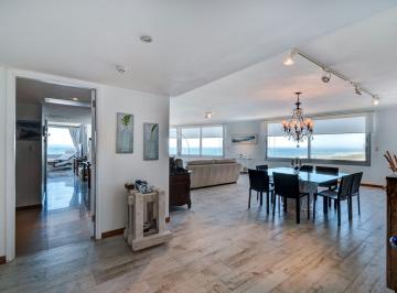 Departamento · 223m² · 4 Ambientes · 2 Cocheras · Departamento en Alquiler Temporario Tiburon III