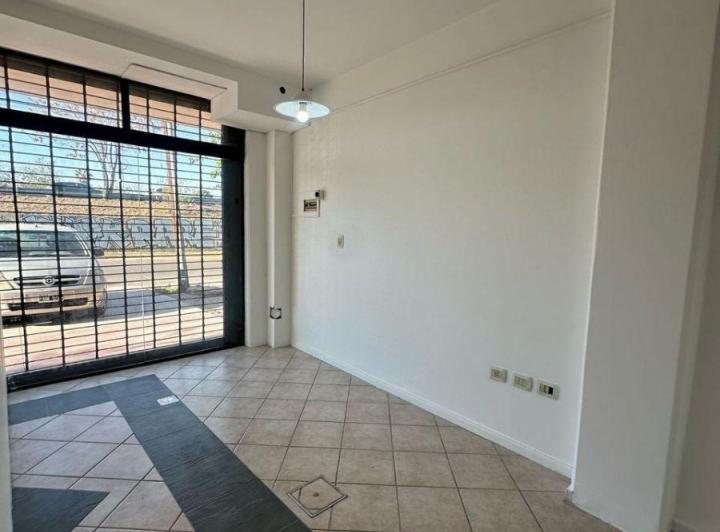 Local comercial · 58m² · 4 Ambientes