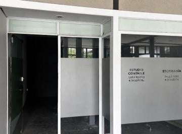 Local comercial · 33m² · 2 Ambientes · Local Comercial en Alquiler - Paseo de Compras - Chacras de Coria