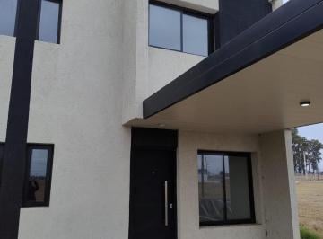 Casa · 90m² · 3 Ambientes · 1 Cochera · Dúplex de 2 Dorm. a Estrenar en Venta, Cuestas de Manantiales