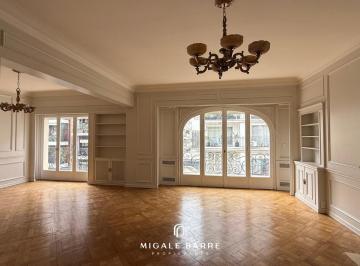 Departamento · 272m² · 6 Ambientes · Departamento en Alquiler 4 Ambientes Recoleta