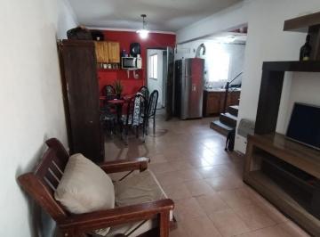 Departamento de 4 ambientes, Quilmes · Duplex en Alquiler (3 Habitaciones)