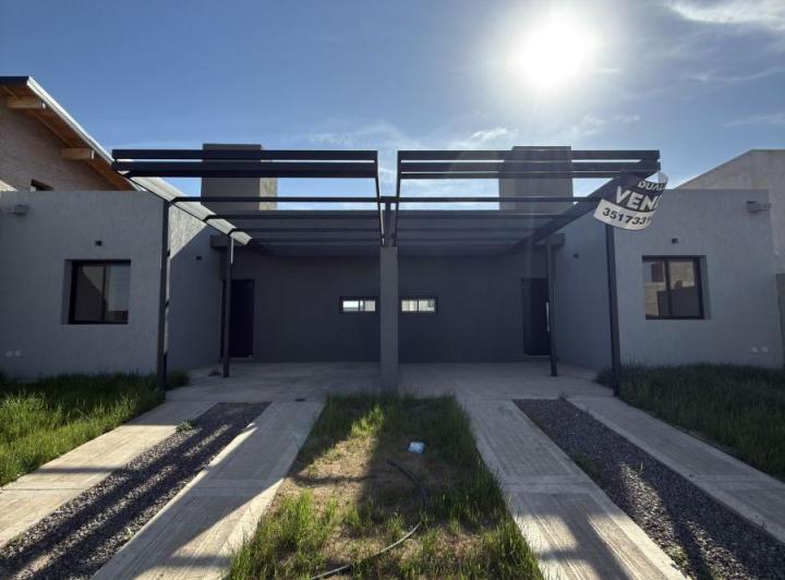 Casa · 70m² · 3 Ambientes · 1 Cochera