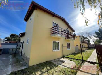 PH · 3 Ambientes · 1 Cochera · Duplex con Dormitorio y Baño en P. B.