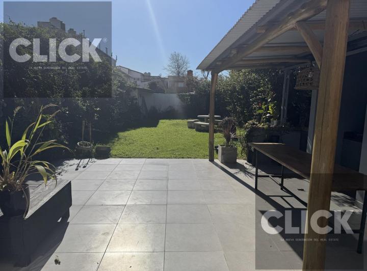 Casa · 180m² · 6 Ambientes · 1 Cochera