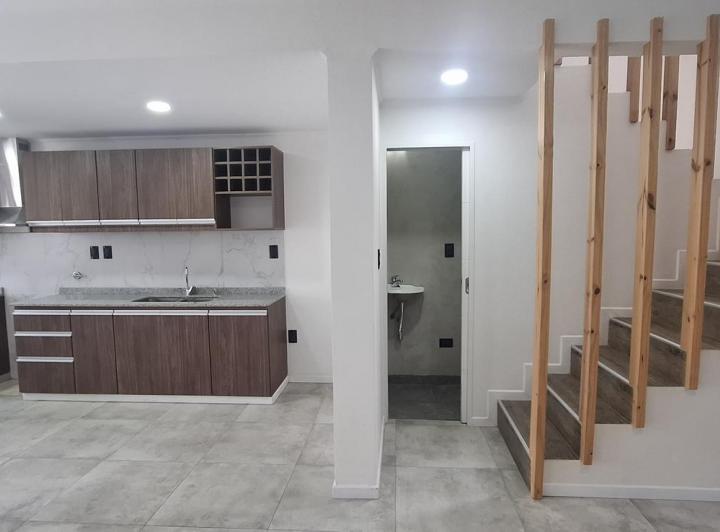 Casa · 85m² · 3 Ambientes · 1 Cochera