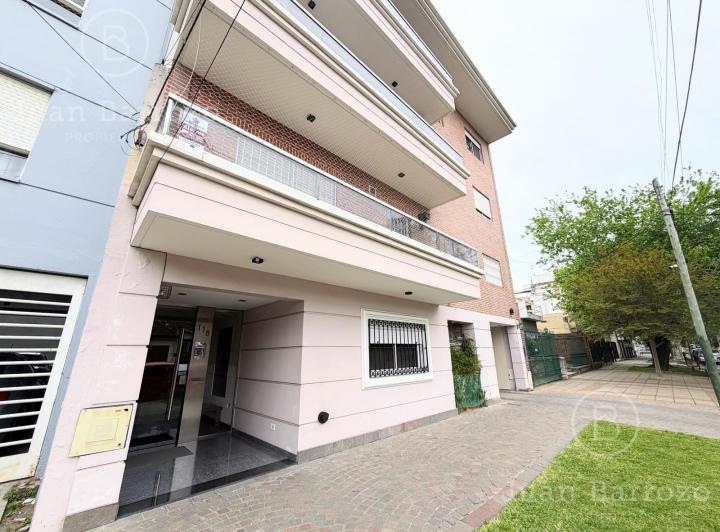 Departamento · 42m² · 2 Ambientes · 1 Cochera