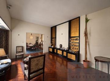 Departamento de 4 ambientes, Recoleta · En La Mejor Ubicación de Recoleta, a Reciclar 4 Ambientes con Baulera