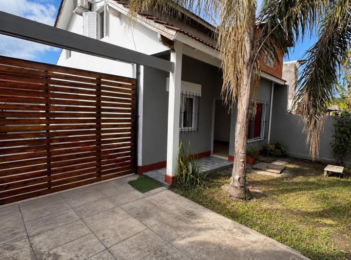 Casa · 110m² · 3 Ambientes · 2 Cocheras