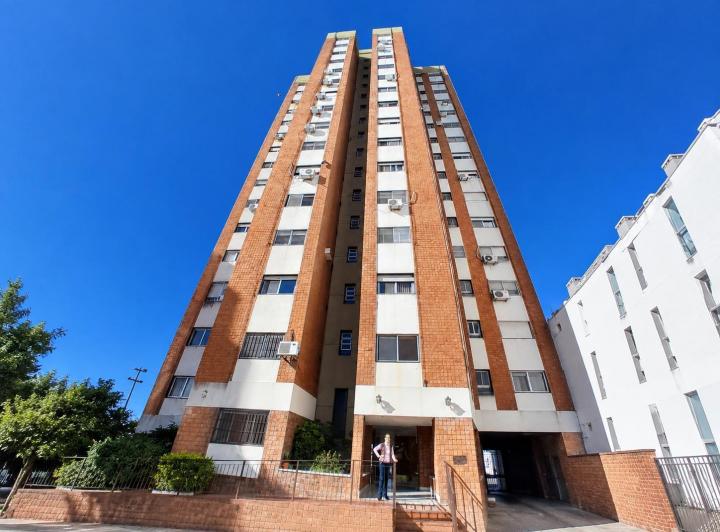 Departamento · 140m² · 4 Ambientes · 1 Cochera