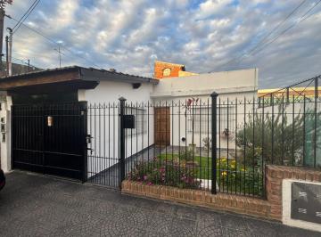 Casa · 53m² · 3 Ambientes · 1 Cochera · Venta Casa 3 Ambientes San Fernando, Tigre.