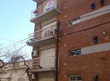 Departamento · 38m² · 2 Ambientes · Arroyito - French 1190 03 - 01 (Av Alberdi 600)