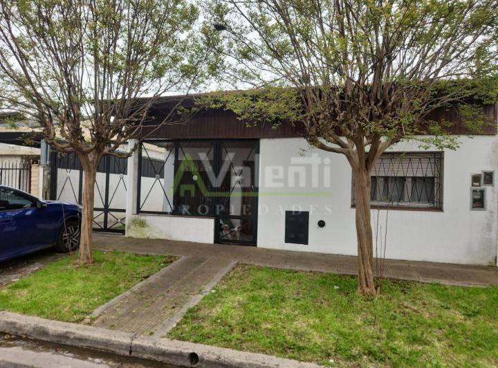 Casa · 128m² · 4 Ambientes · 1 Cochera