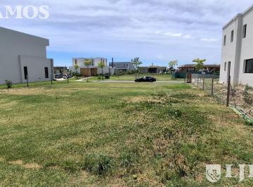 Terreno · 600m² · Oportunidad! Lote en Venta en Puertos/ Escobar