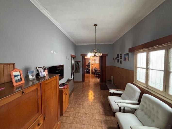Casa · 140m² · 4 Ambientes · 1 Cochera