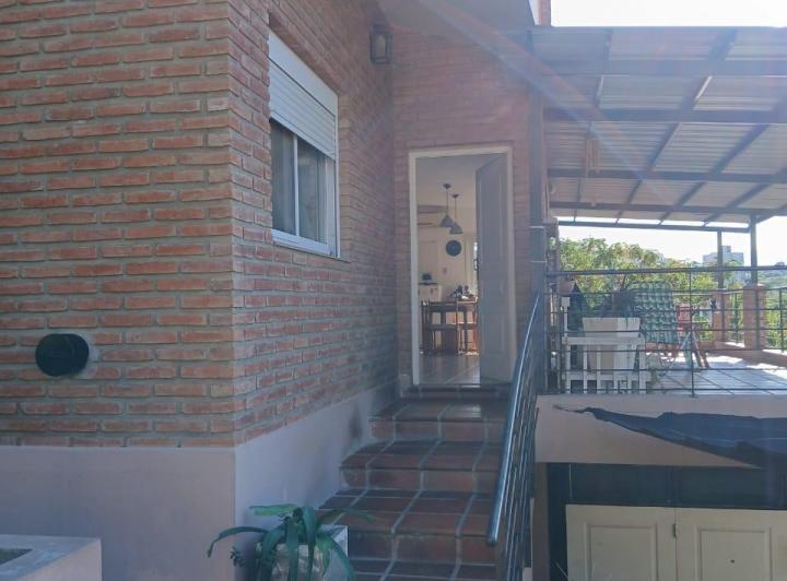 Casa · 141m² · 4 Ambientes · 1 Cochera