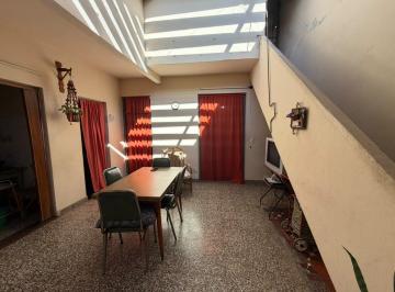PH · 82m² · 4 Ambientes · Venta PH 4 Ambiemtes Terraza Propia Ramos Mejia