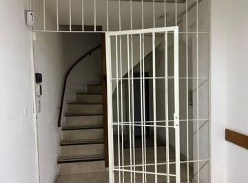 Local comercial , Almagro · Local de en 2 Plantas en Alquiler en Almagro