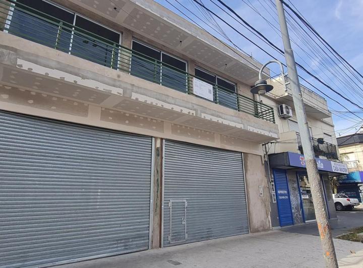 Local comercial · 311m² · 6 Cocheras