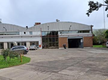 Depósito · 2600m² · 10 Cocheras · Deposito en Alquiler en Escobar