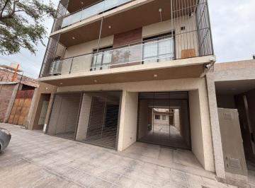 Departamento de 3 ambientes, Godoy Cruz · Departamento de 2 Dorm. Planta Baja