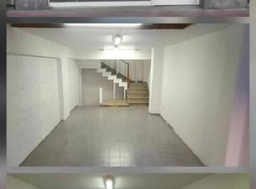 localHuespe79R.jpeg · Local Comercial en Alquiler 130 m² - Pasaje Emilio Huespe 79