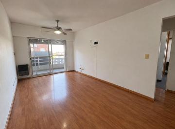 Departamento · 53m² · 3 Ambientes · Venta Dpto 3 Amb en Sarandi
